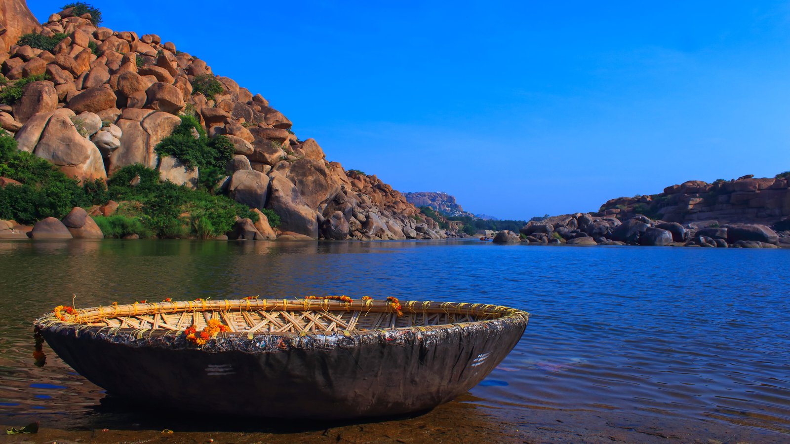 india hampi ancient boat landscape blue sky asia traditional 2k 4k 5k