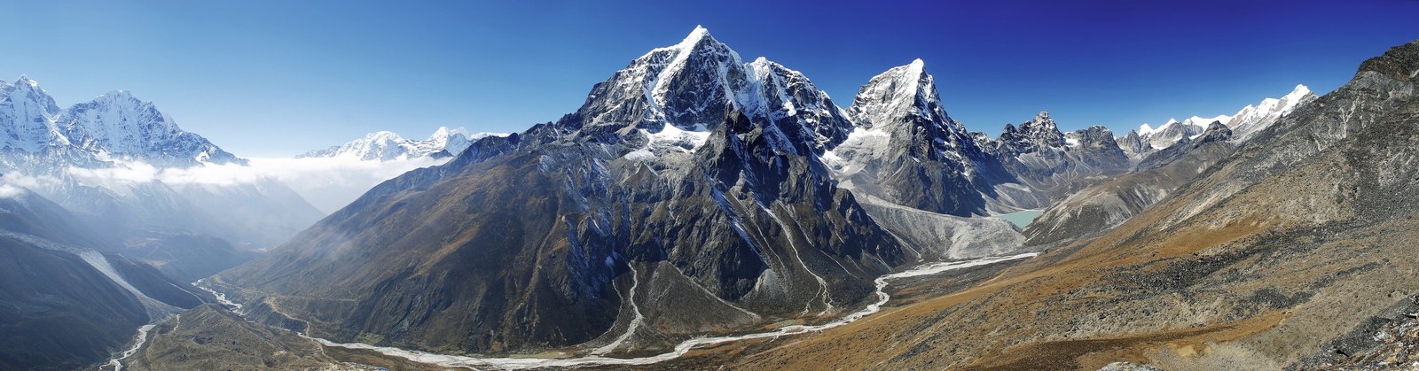landscape photography of blue and gray mountain range panoramas 2k 4k 5k