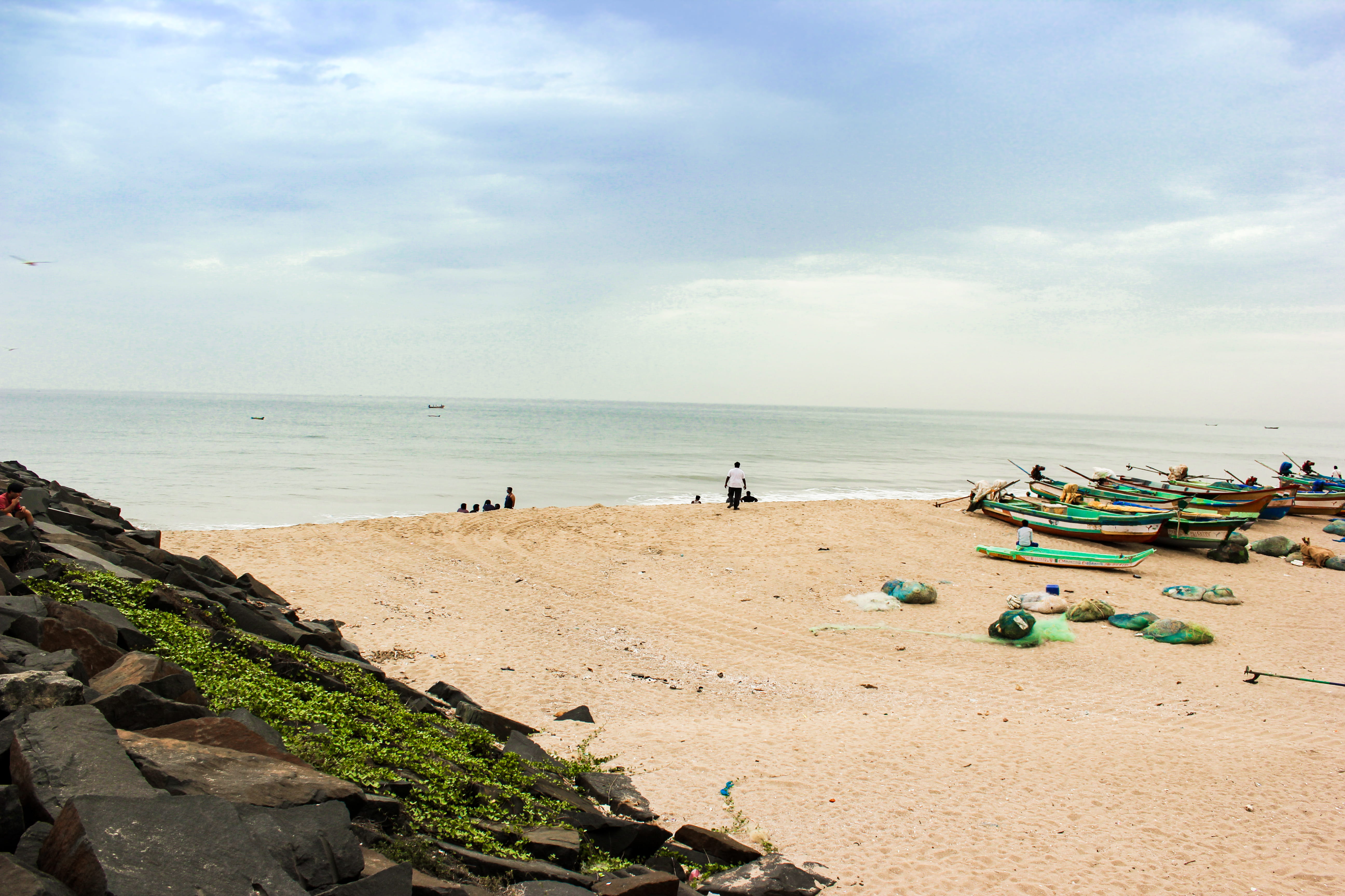india puducherry pondicherry sky sea beach boats water 2k 4k 5k