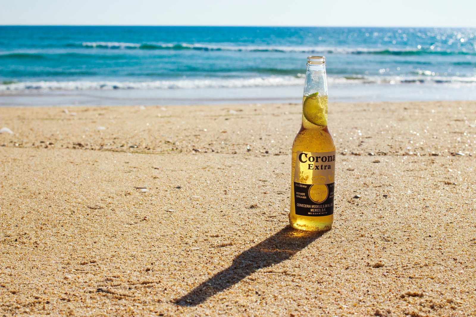 Beer on the beach bottle citrus corona drink lime mexican 2k 4k 5k