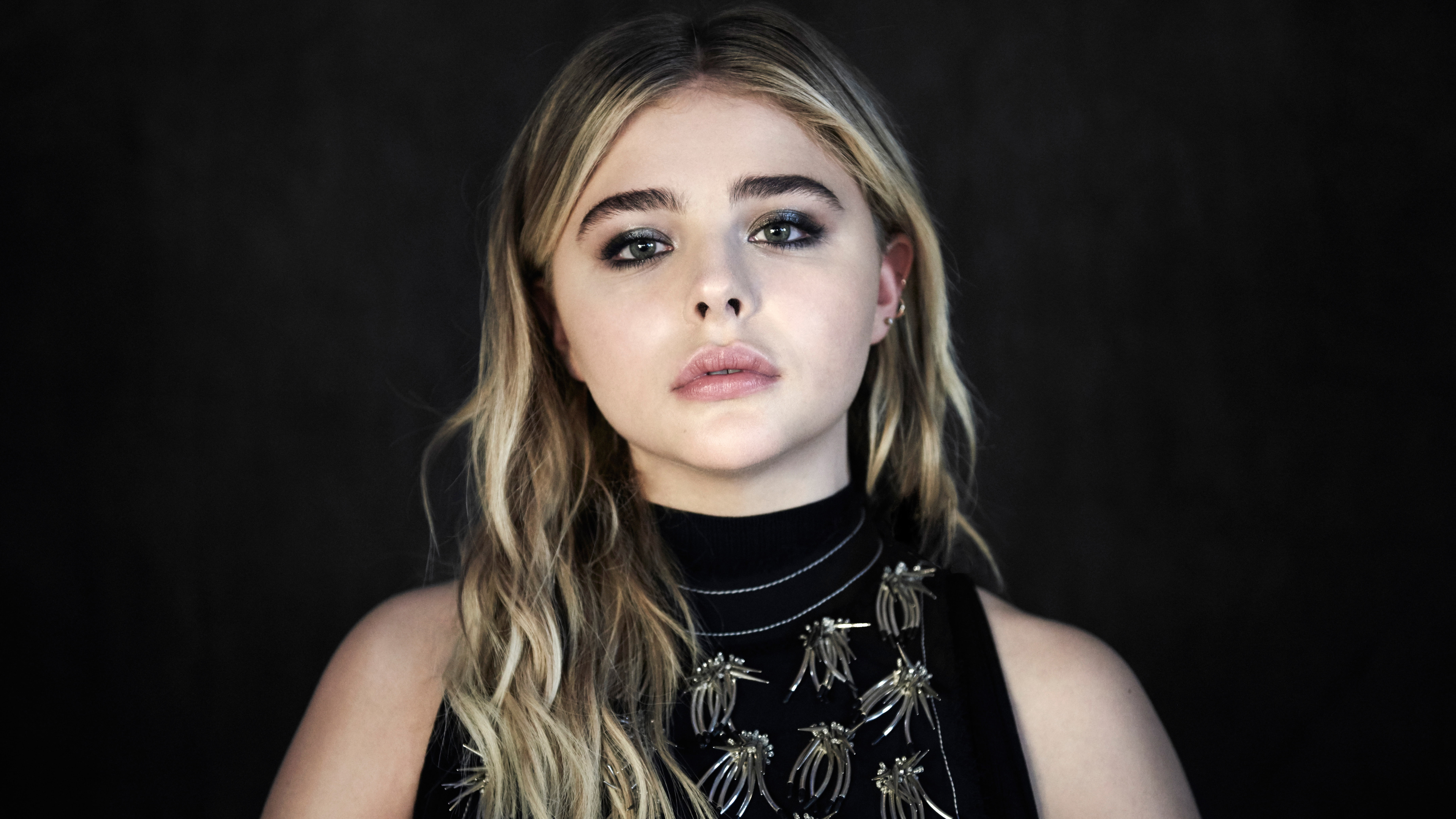 Chloe Grace Moretz Logo Trailblazer Honors 2k 4k 5k