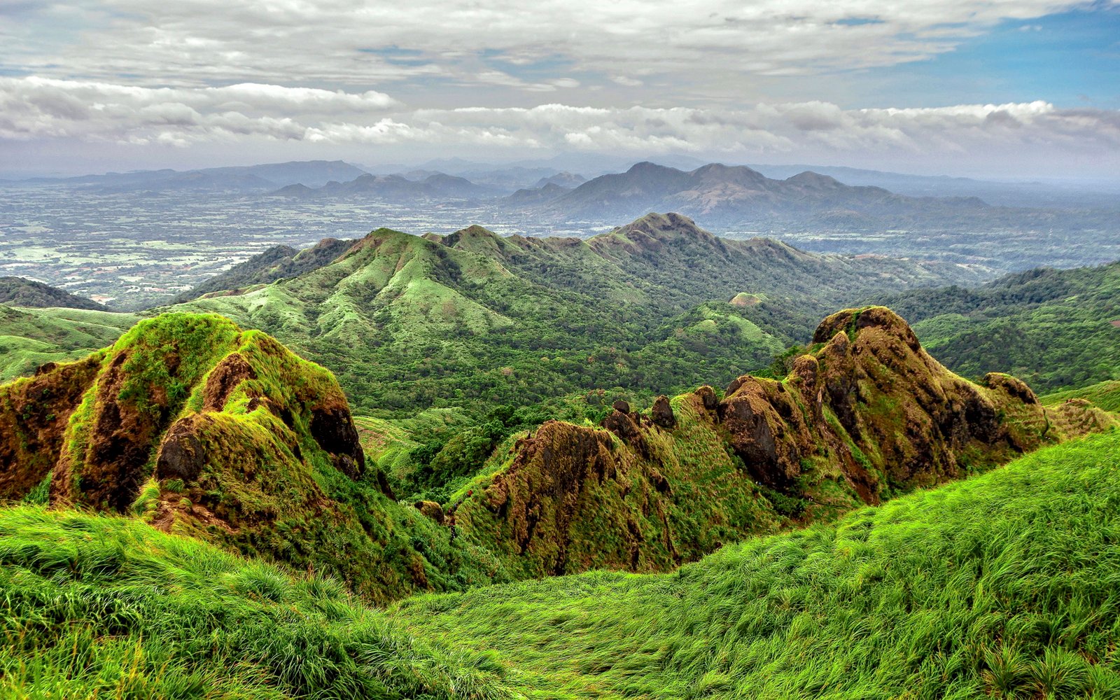 Climbing On Mount Batulao Philippines Landscape Photography Ultra Hd Wallpapers For Desktop Mobile Phones And Laptop 2k 4k