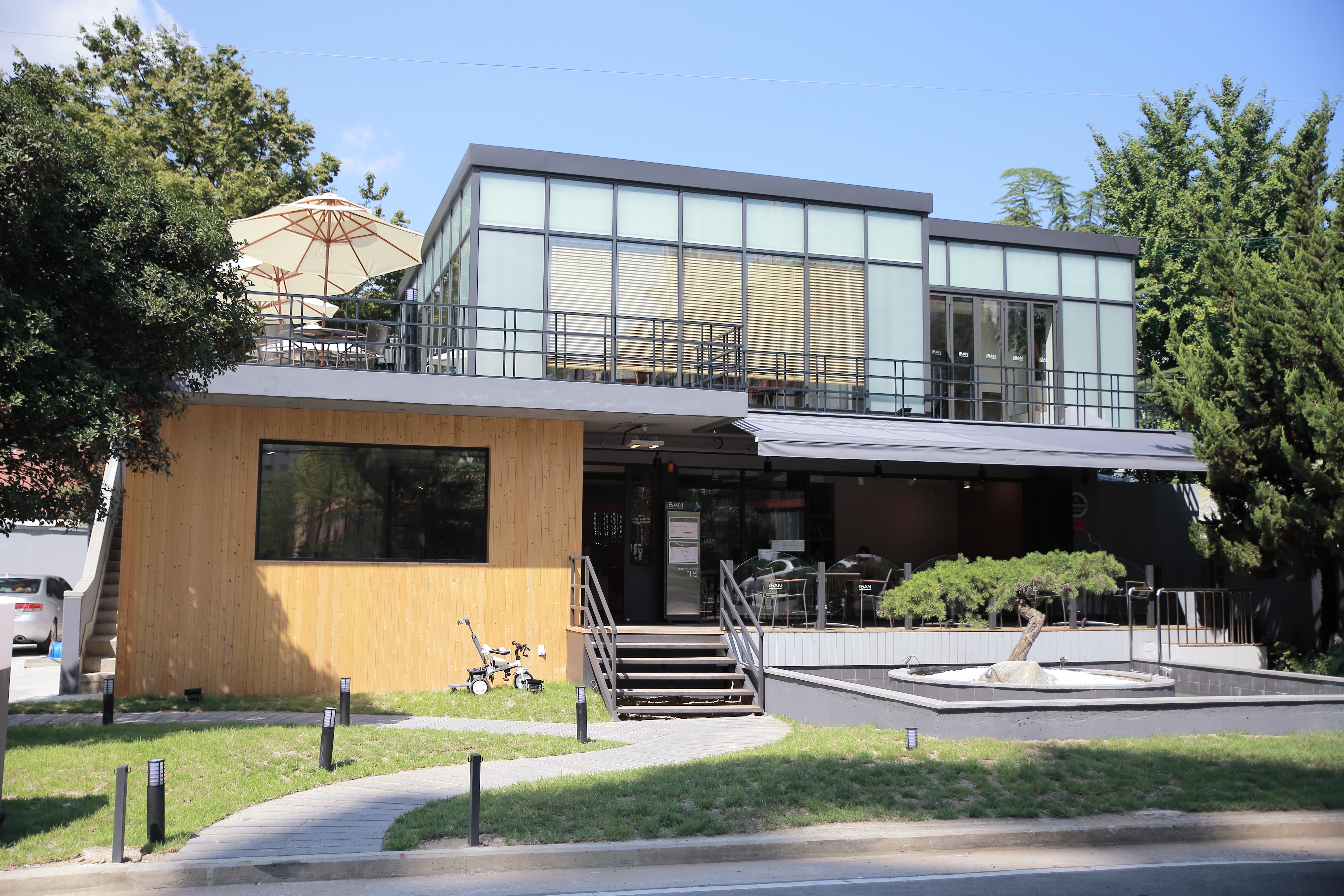 durban daegu restaurants fusion korean building exterior 2k 4k 5k