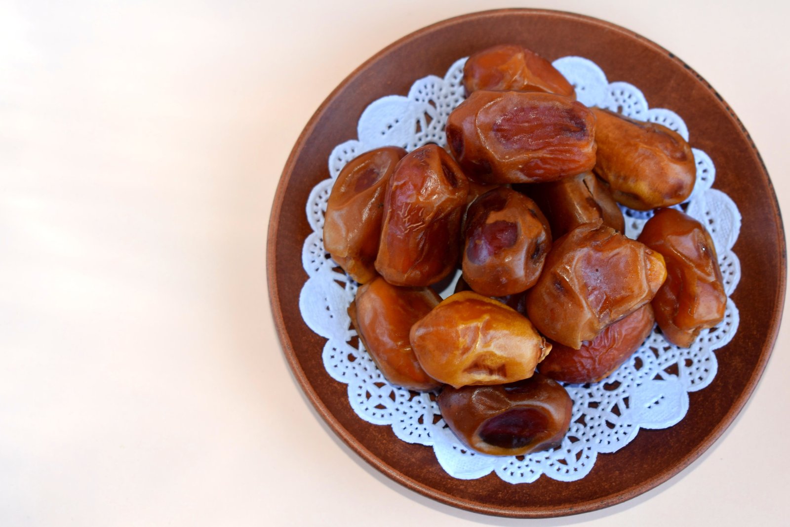 dates dried food fruits sweet east macro krupnyj plan 2k 4k 5k