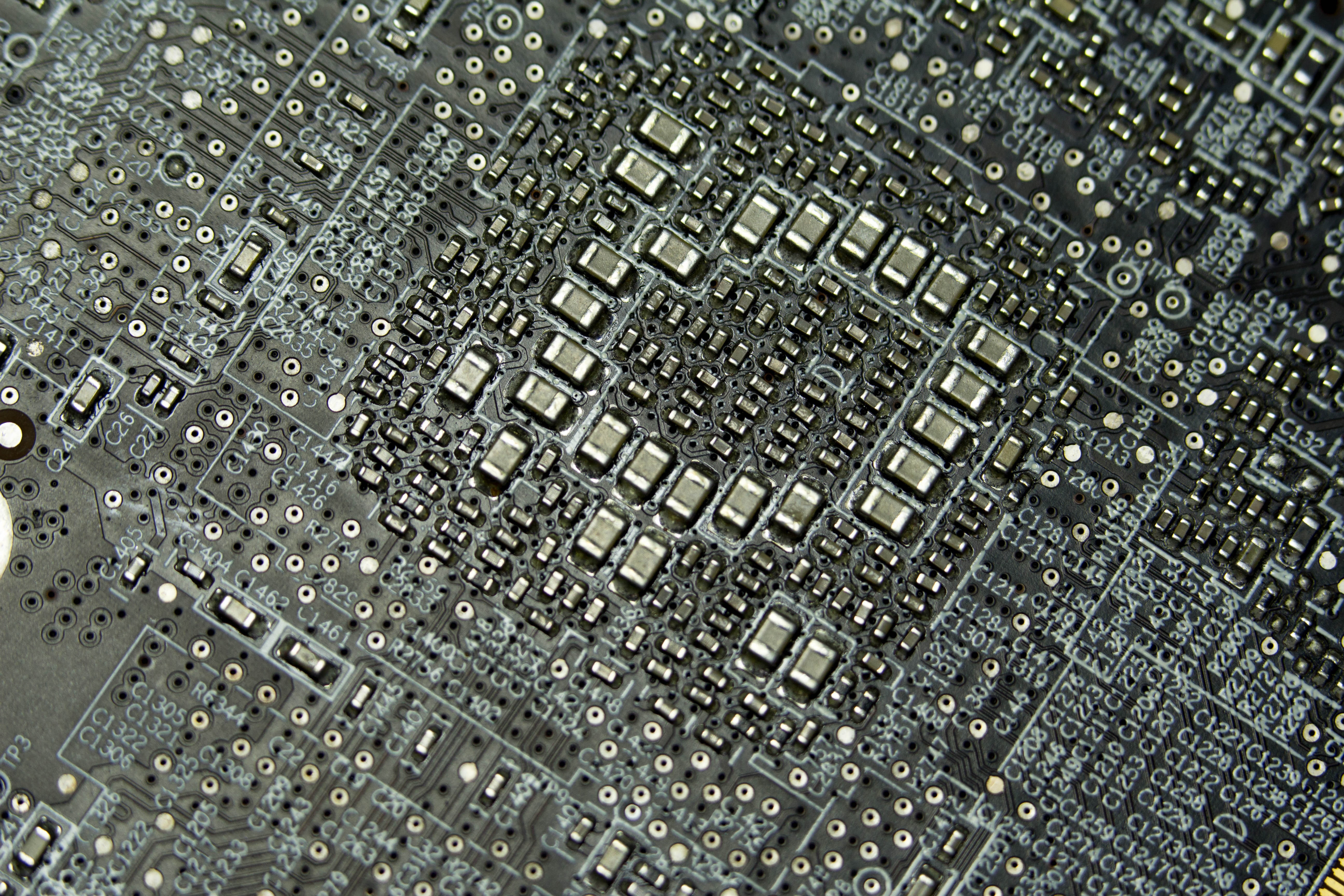 macro photography of motherboard pcb logicboard transistors 2k 4k 5k