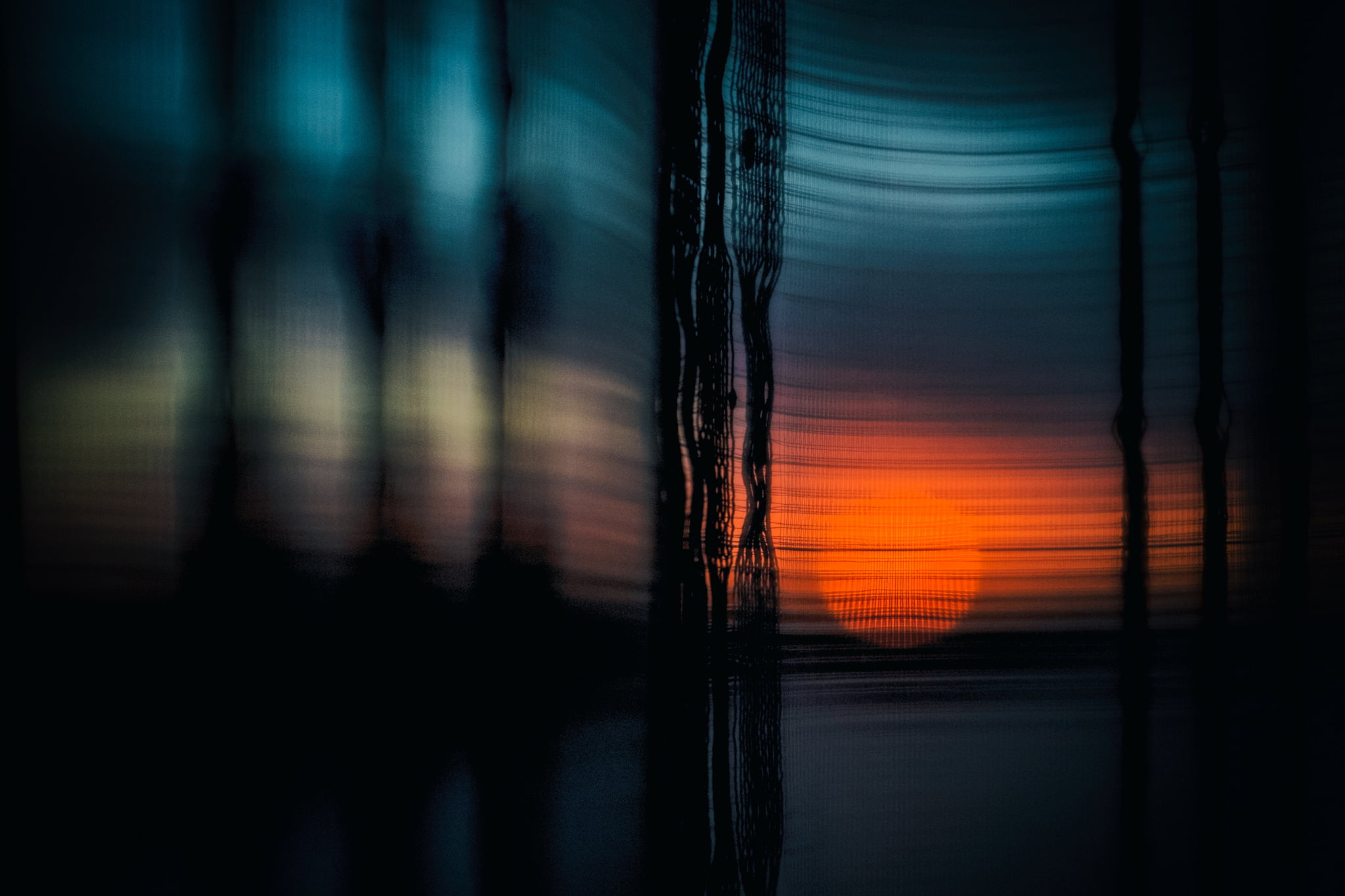 blue and red bokeh effect light night blind curtain sunset 2k