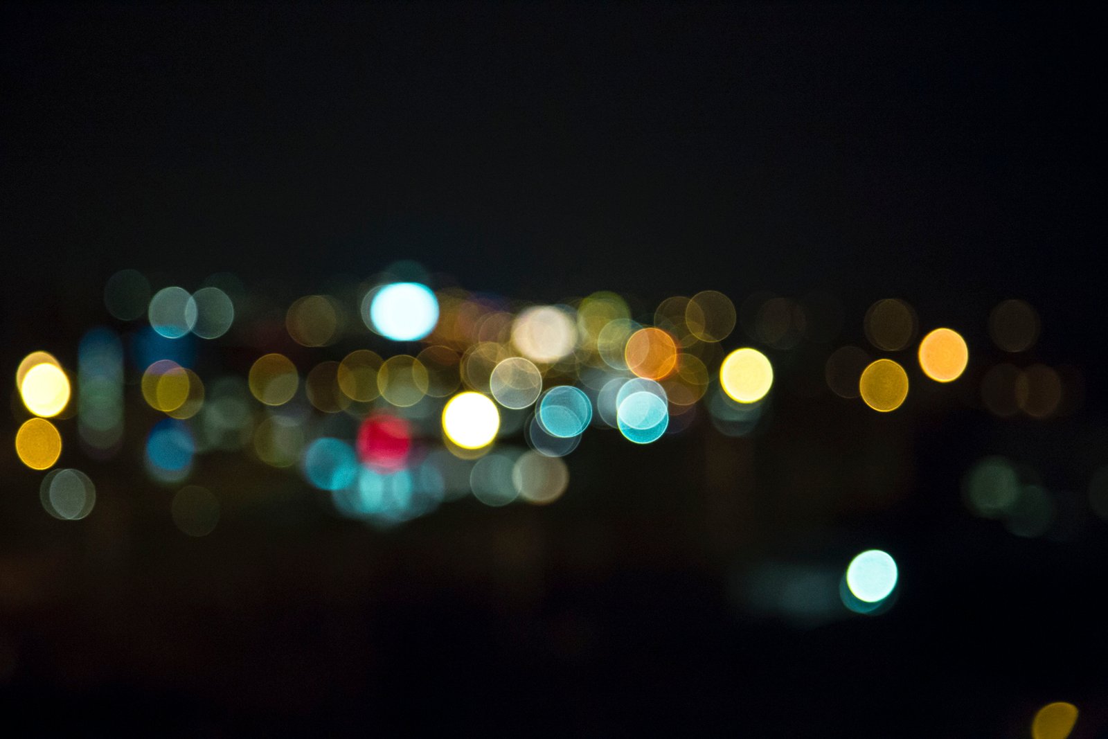 bokeh photography dark night urban city lights defocused 2k 4k 5k