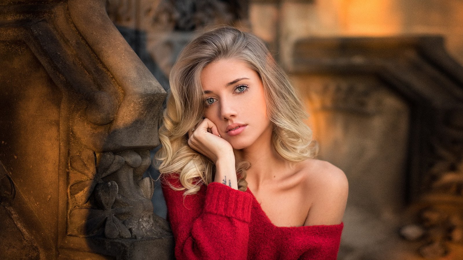 girl Model photo blue eyes tattoo bokeh lips face blonde 2k