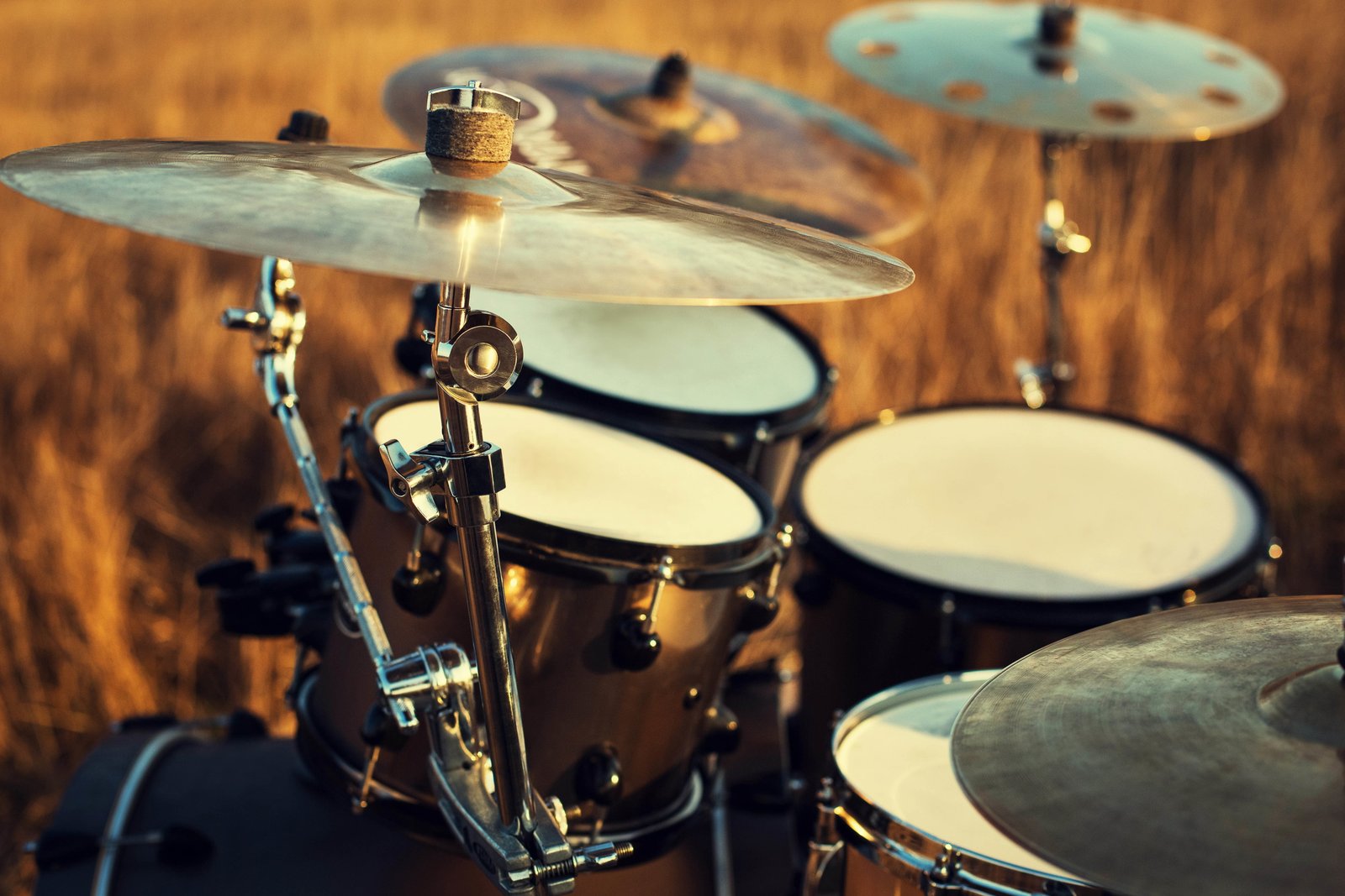 white and brown drum set macro nature the game music drums 2k 4k 5k