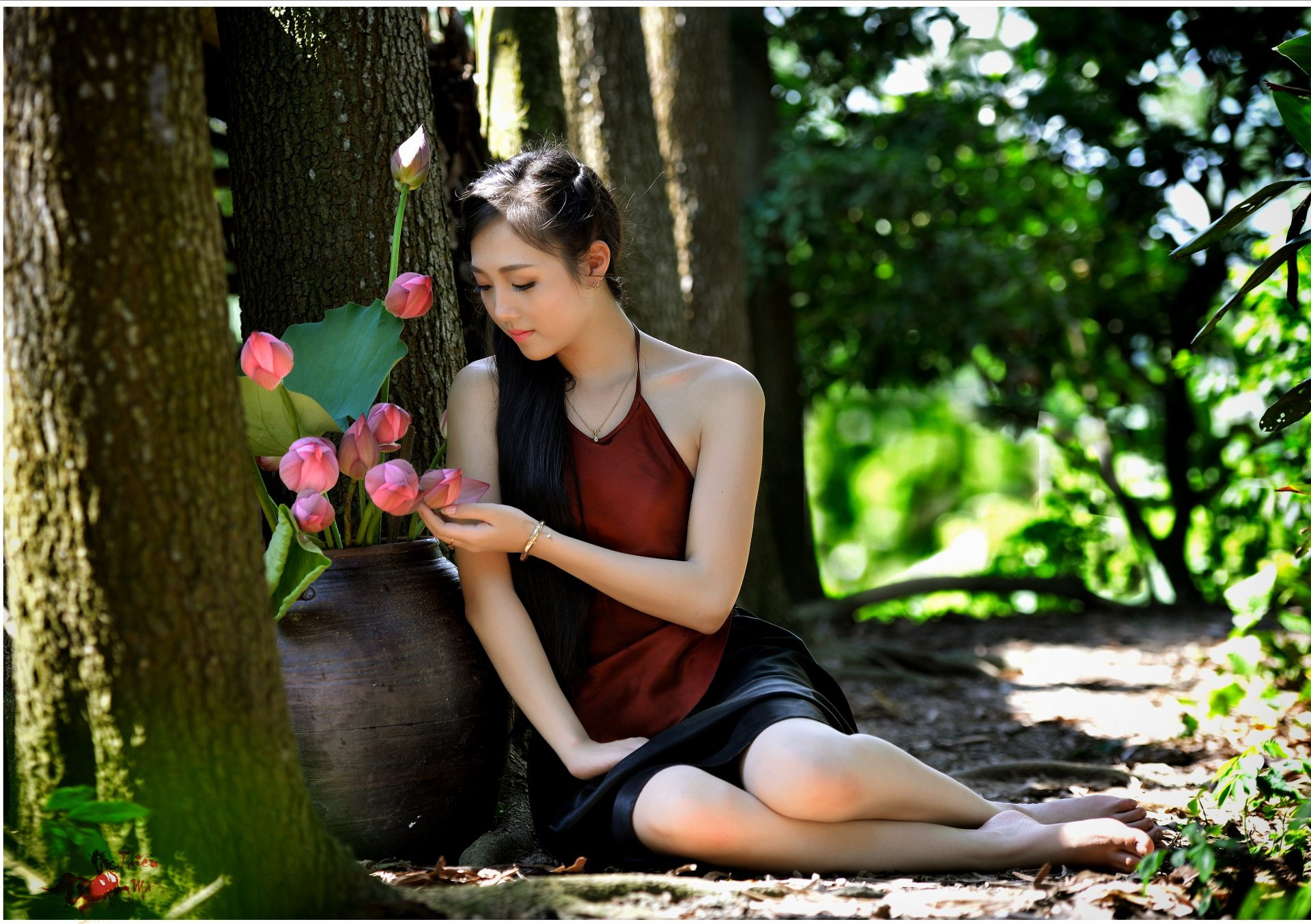 Women Asian Bokeh Girl Lotus Vase Vietnamese 2k