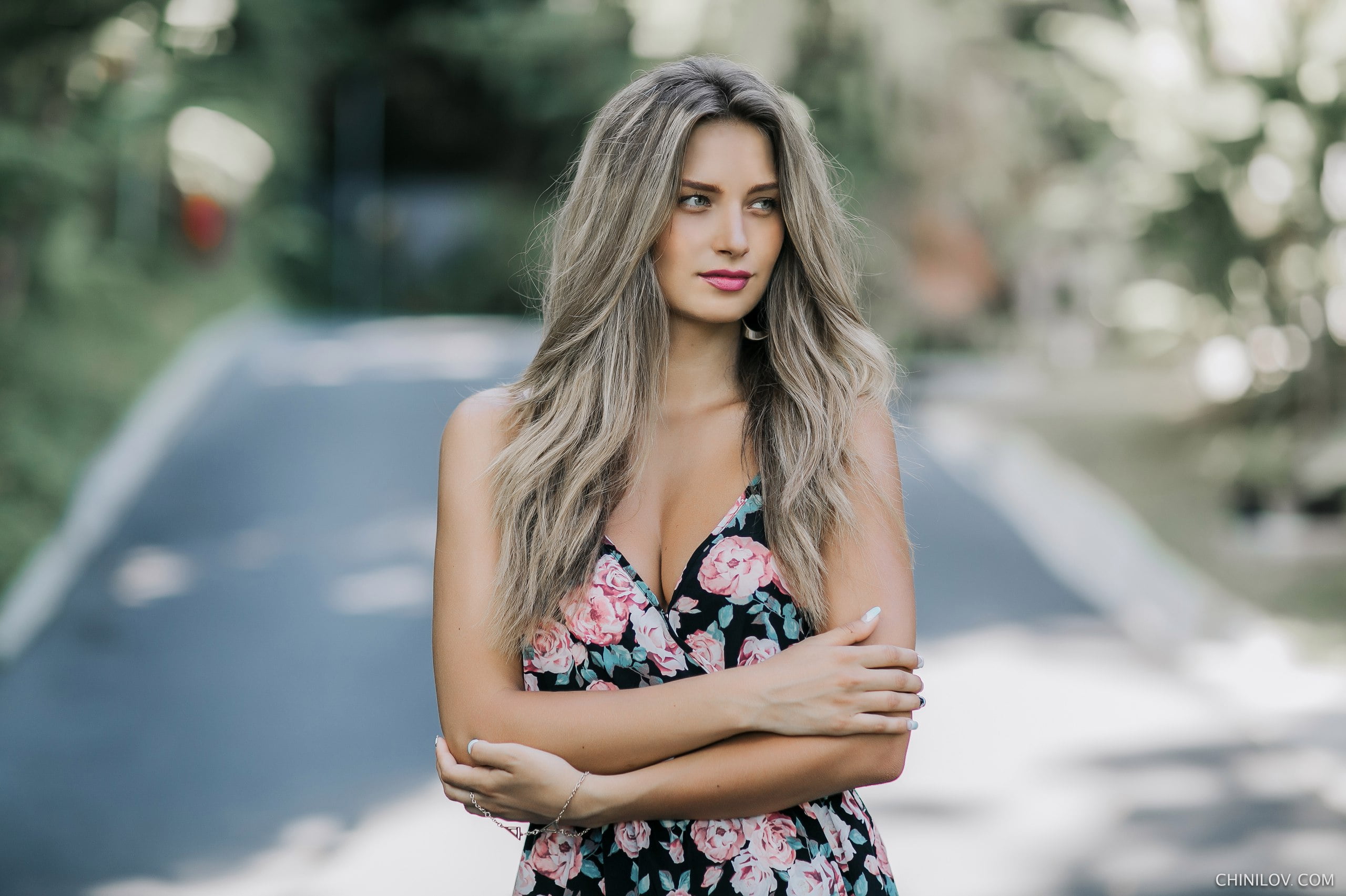 women brunette dyed hair long dress face bokeh cleavage 2k