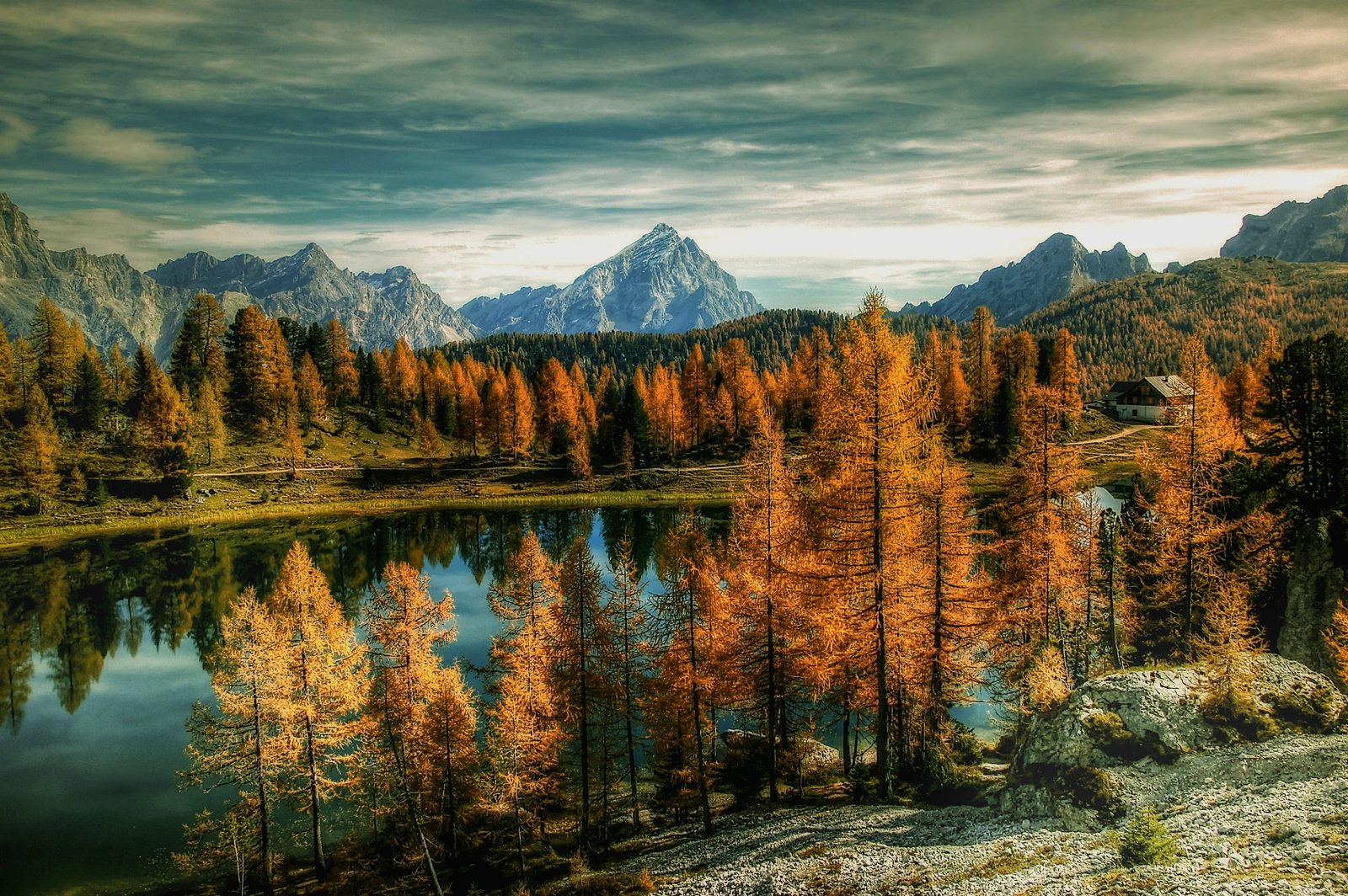 antelao dolomites bergsee alm nature blue lake unesco world heritage 2k