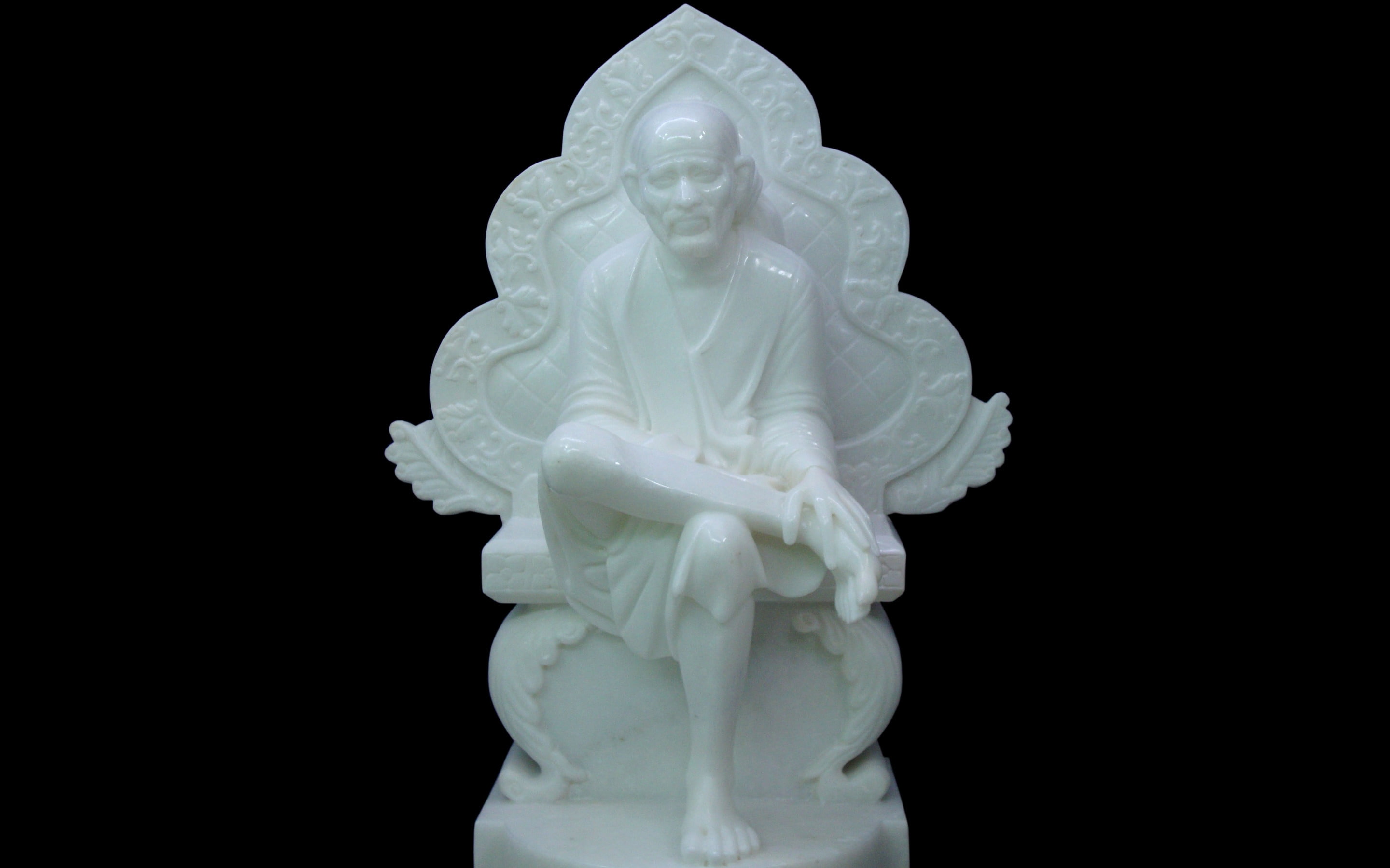 Sai Baba white ceramic table decor statues sathyanarayana Raju 35 2k
