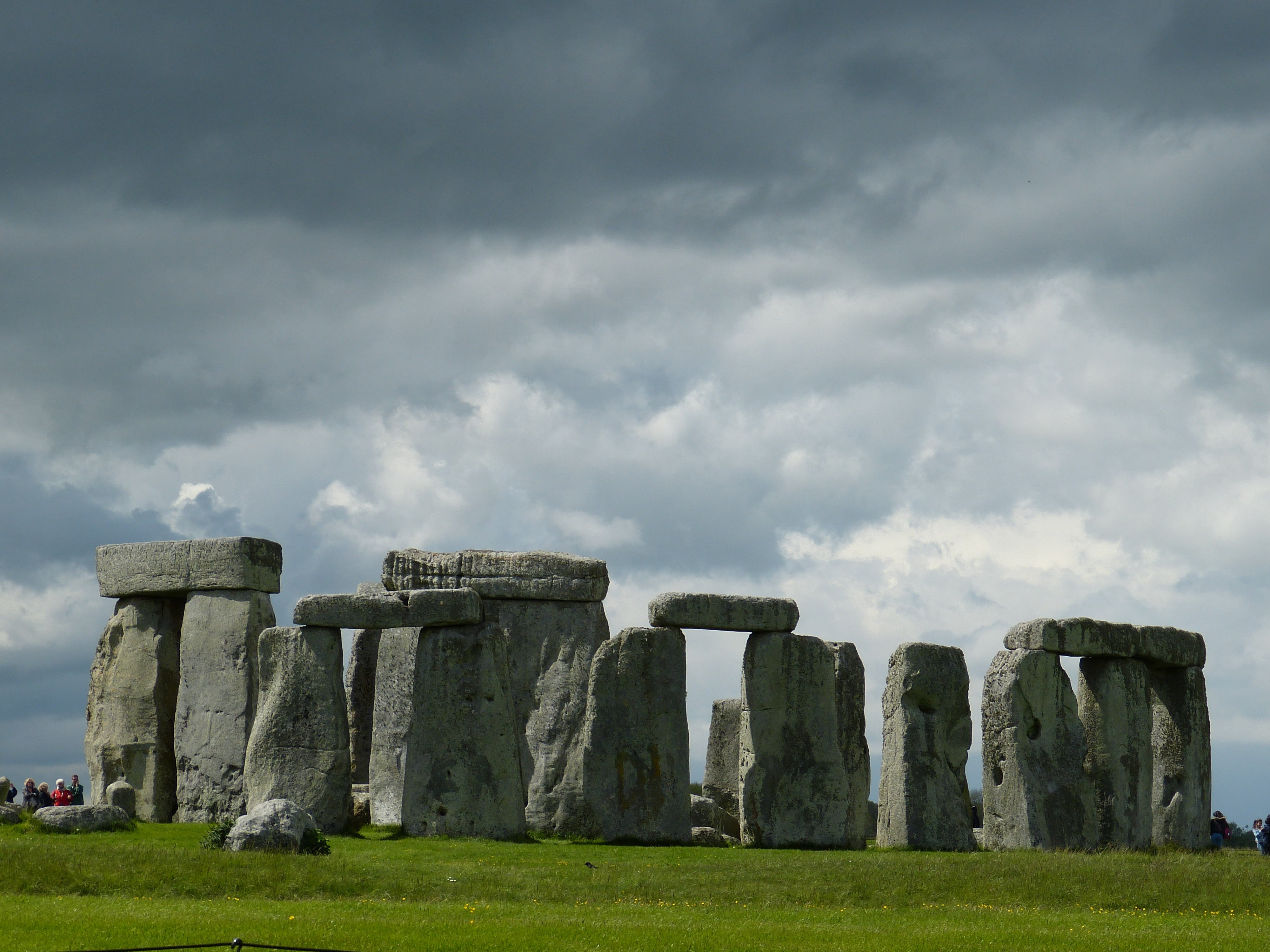 Stonehenge England stone circle megalithic structure cornwall 2k 4k