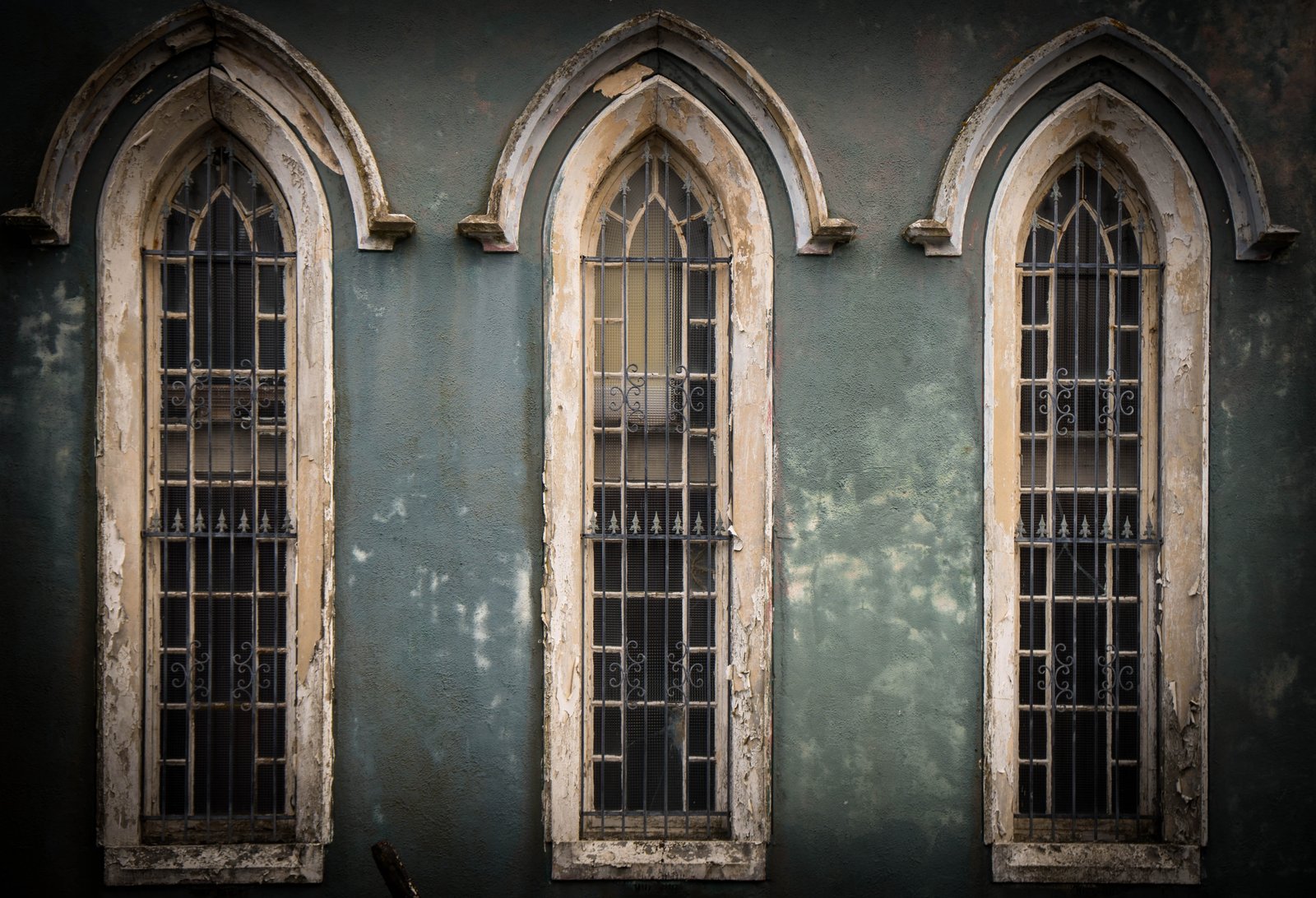white closed windows with brown building on front church window 2k 4k 5k