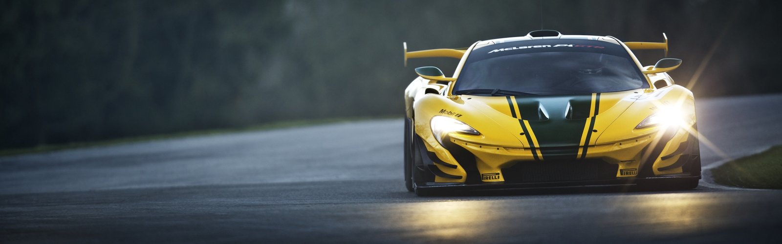 car Dual Monitors McLaren GTR Multiple Display Race Tracks widescreen dualmonitor dualscreen 2k 4k