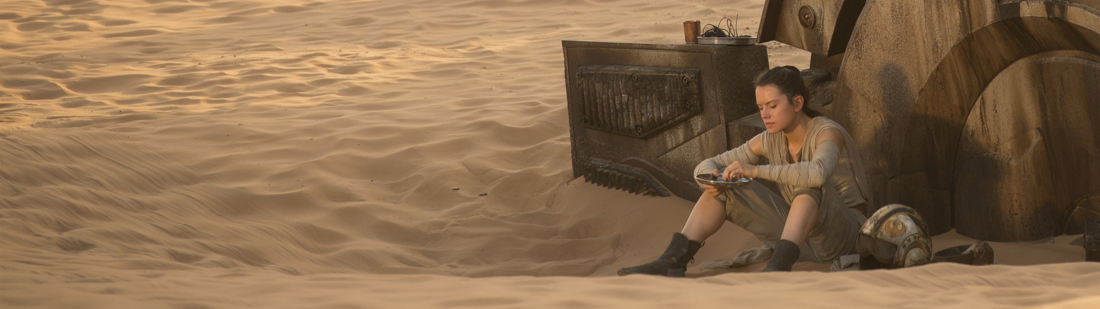 Rey from Star Wars wide screen dual monitors women film stills widescreen dualmonitor dualscreen 2k 4k