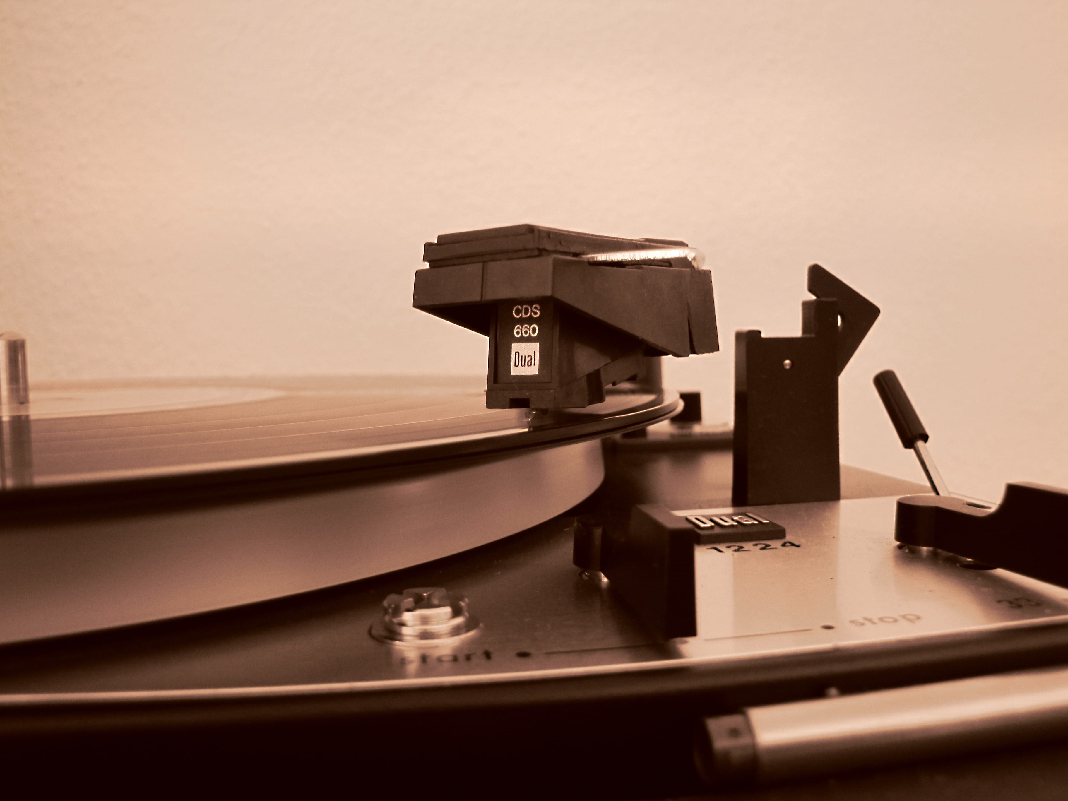 sepia photography of turntable Technology Dual scratching widescreen dualmonitor dualscreen 2k 4k