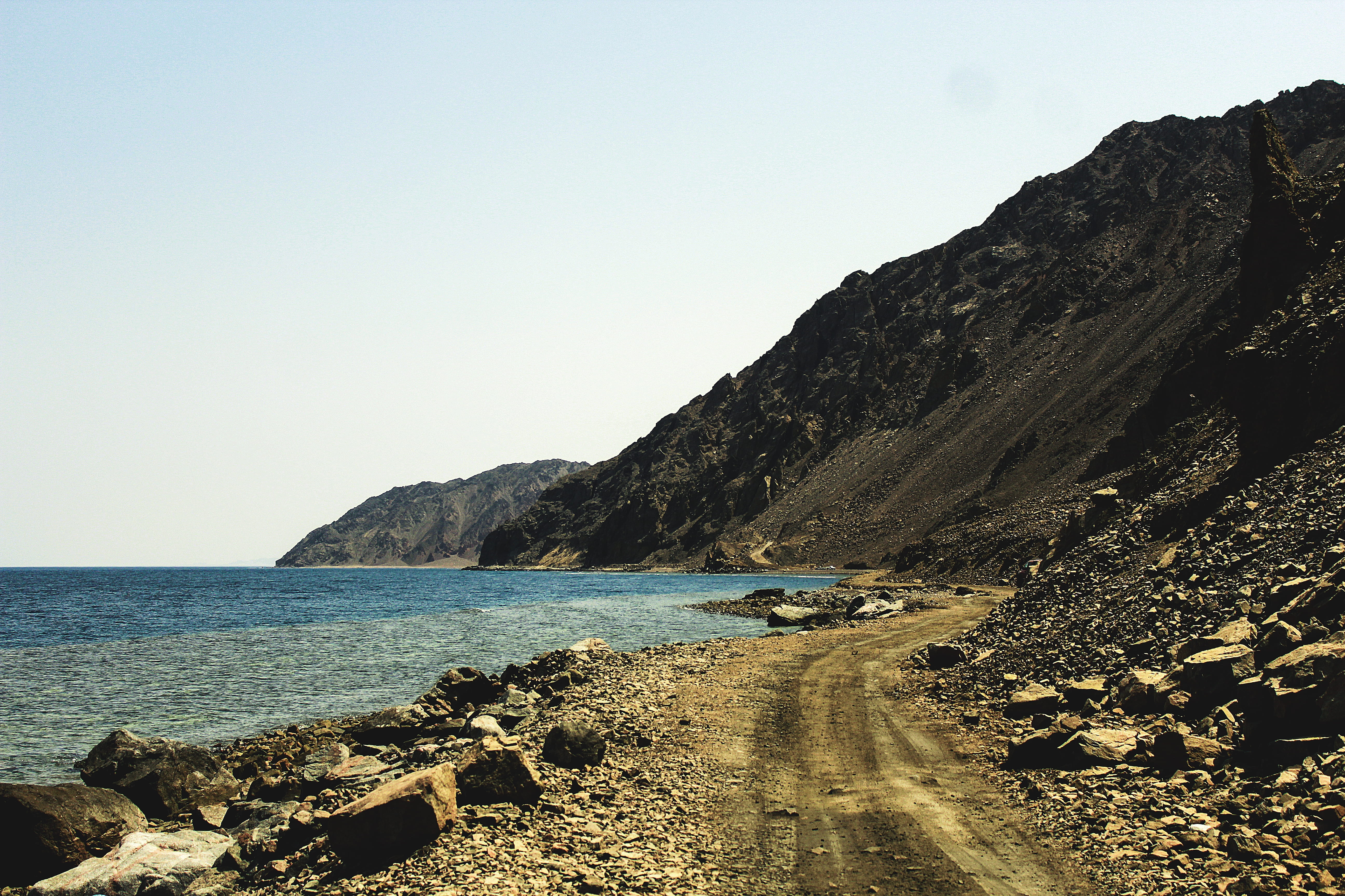 egypt dahab beach mount road view desert sea sky water 2k 4k 5k