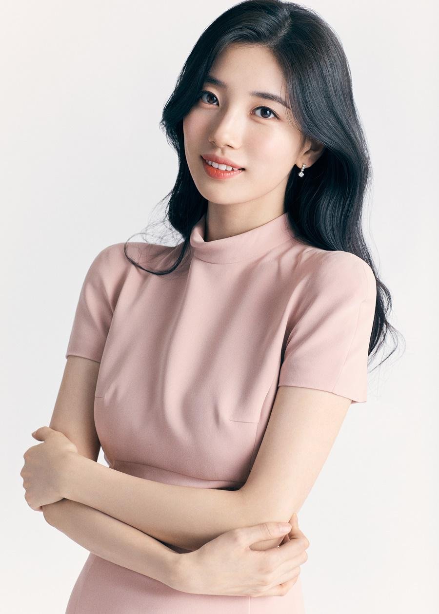Suzy korean actress idol wallpaper