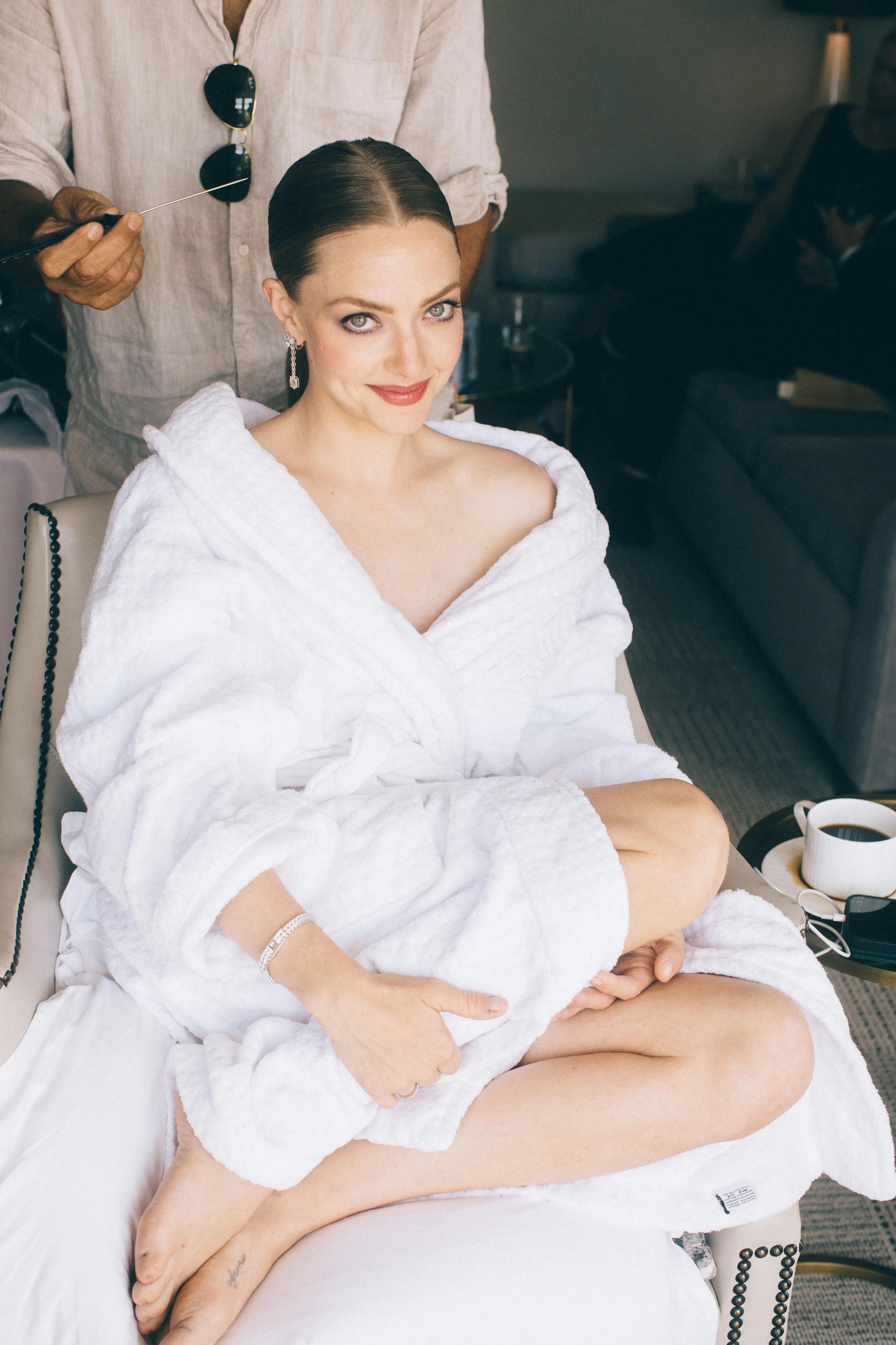Amanda Seyfried hollywood celebrity 2k