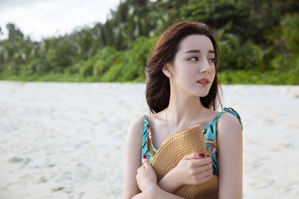 Dilraba Dilmurat Chinese actress