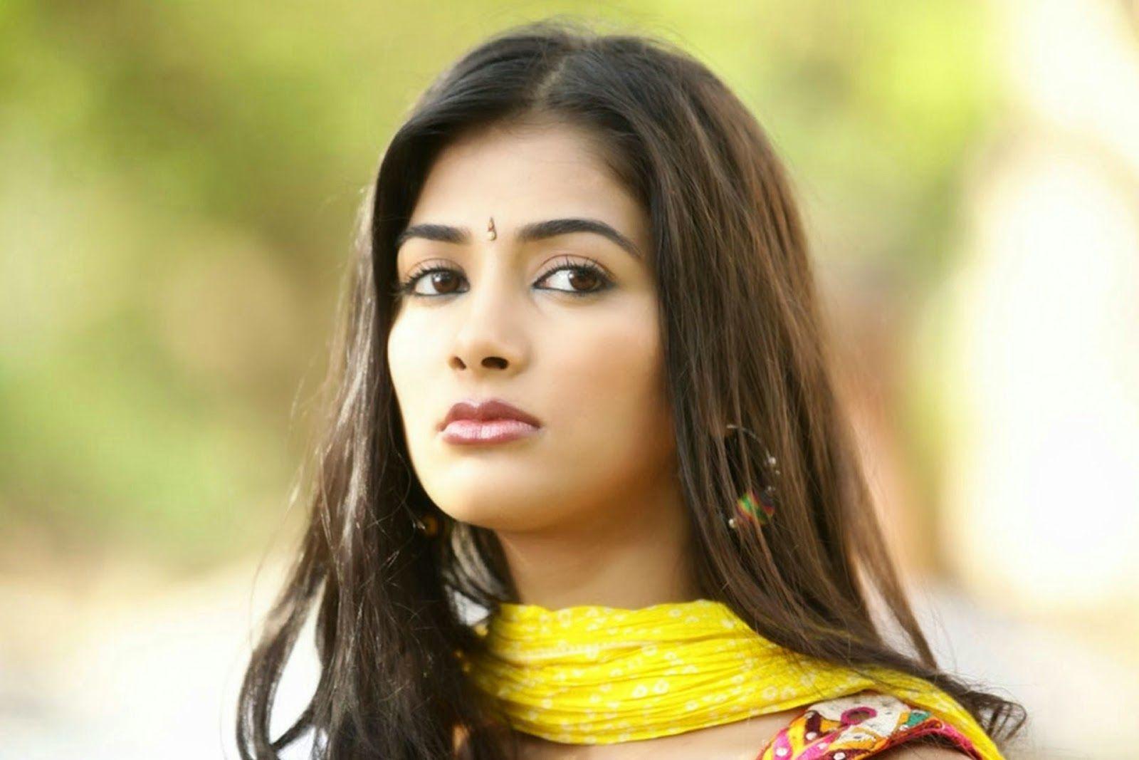 Pooja Hegde Indian Actress 2k
